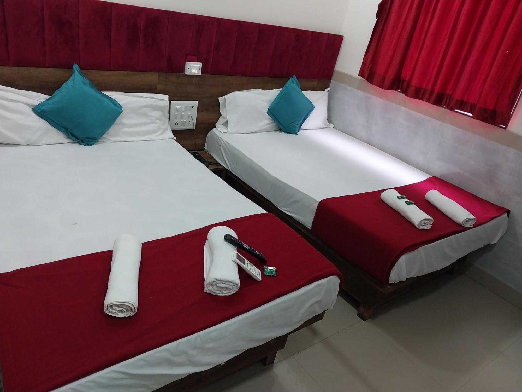 Hotel New Balaji Residency Mumbai Ngoại thất bức ảnh